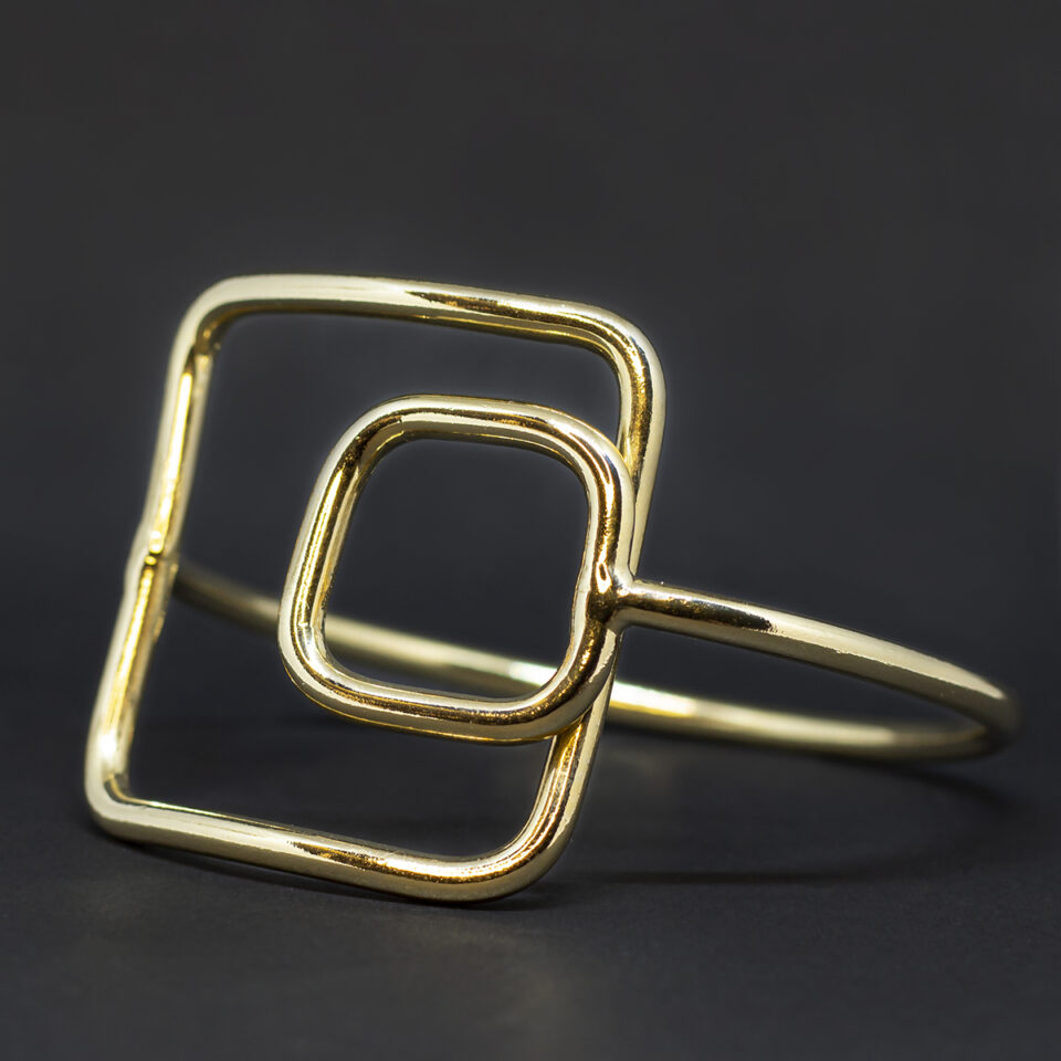 venera bracelet gold